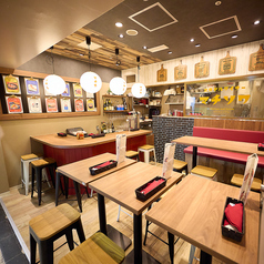 エキビルダイナー マチソワの雰囲気1