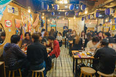 串揚げスタンド ハチミツ 錦通店の雰囲気3