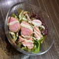 料理メニュー写真&nbsp;鴨ロースとサラダのワサビ醤油