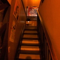 奥の階段を上ると、さらにお部屋が！