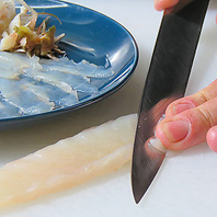 旬のとらふぐを堪能できる。ふぐ・活魚料理専門店