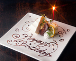 お誕生日や記念日に◎サプライズプレートもご用意しております。ぜひお気軽にお問い合わせください☆