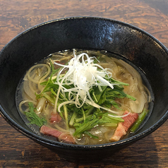 角切りベーコンとシャキシャキ野菜のスープペペロンチーノ