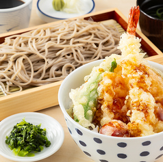 季節の天丼とざる蕎麦 ※温かいお蕎麦に変更できます