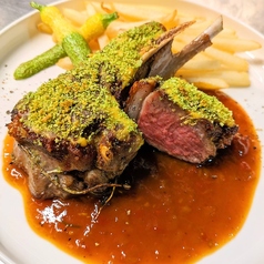 骨付きラムのロースト　ハーブパン粉焼き