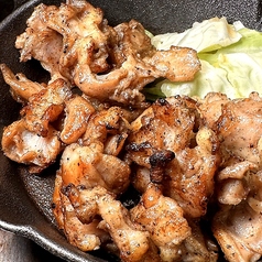 炭火薫る鳥ハラミ