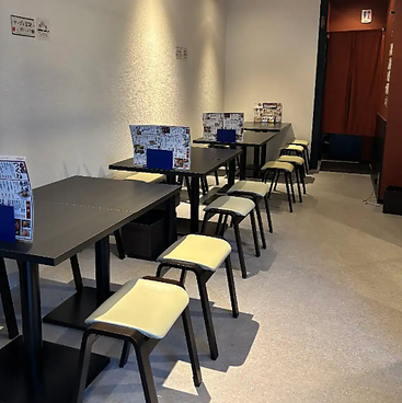 大衆酒場オニハソト 泉中央店の雰囲気1