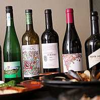 ソムリエ兼ベネンシアドールが厳選したワインやシェリー