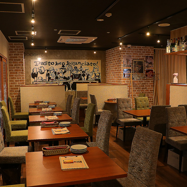大衆酒場 ボナパルト・ブルー枚方店の雰囲気1