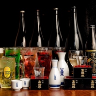 多種多様な100種類のドリンクが飲み放題！