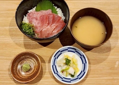 ネギトロとマグロ丼