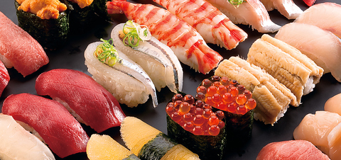 中央市場で仕入れた新鮮な海の幸を熟練の板前が握る本場の板前寿司をお楽しみ下さい！