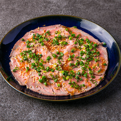 匠の牛タンカルパッチョ