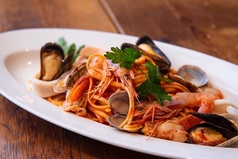 海の幸たっぷり リングイネ・ペスカトーレ