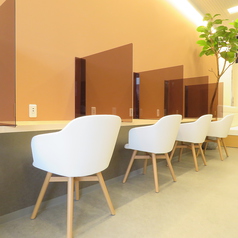 カウンター席有