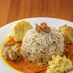 グルテンフリーで健康的♪野菜たっぷりベジタブルヌードルカレーランチ◎の写真