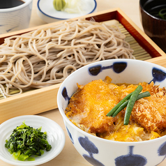 カツ丼とざる蕎麦 ※温かいお蕎麦に変更できます