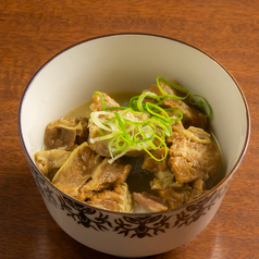 牛肉中落ちのどて焼き