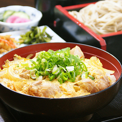 国産若鶏と九条ねぎの親子丼と蕎麦のセット