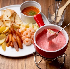 ピンクのチーズフォンデュ