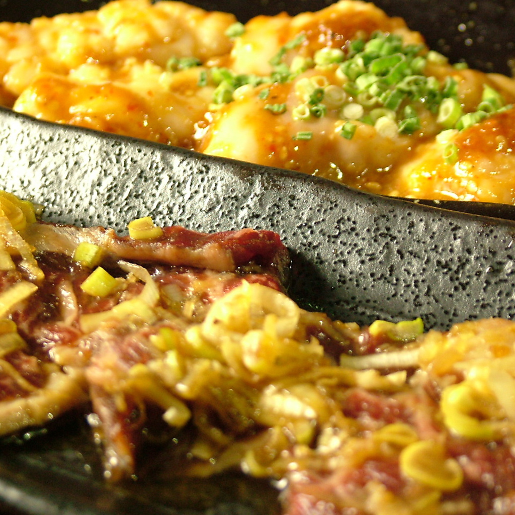 大人気！特選牛上ハラミとホルモンひも☆ツウにはわかる。