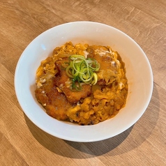 ふわカツ丼(サラダ付き)