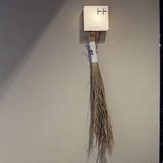 TT" a Little Knowledge Storeの外観2