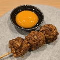 料理メニュー写真 月見つくね