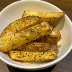 やみつきポテト