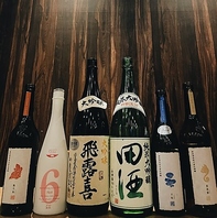 オーナー自ら厳選した全国の日本酒を堪能