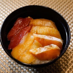漬け尽くし丼