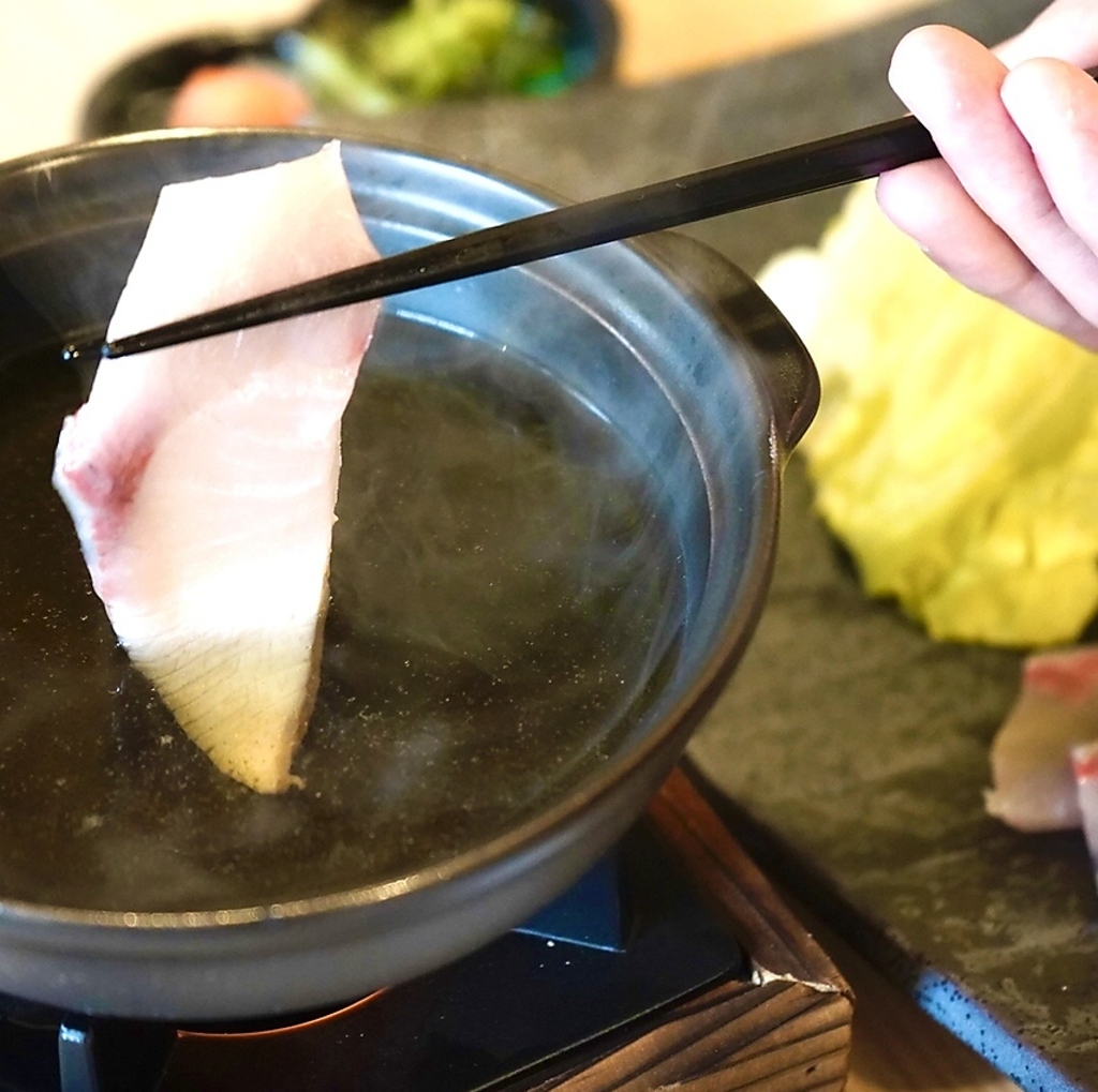 季節限定の鯛しゃぶやカニ鍋もご用意♪