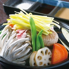 10種の野菜とピーチポークの蒸し鍋