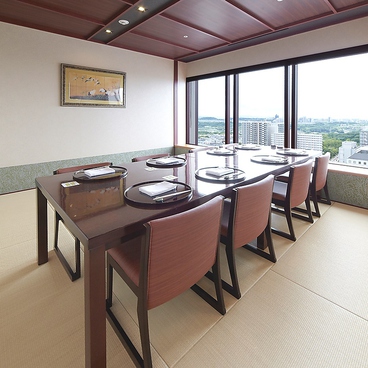 日本料理 桃山 西神オリエンタルホテルの雰囲気1