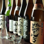 日本酒はレアものまで揃えております！