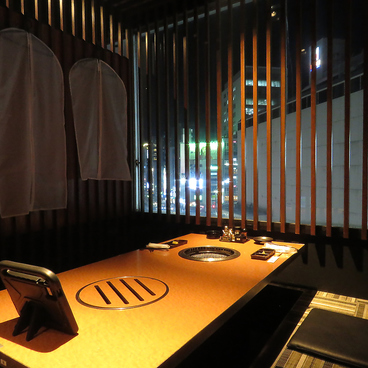 本格炭火焼肉えがおの雰囲気1