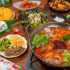 韓国居酒屋 美味辛厨房 まるから千葉店の特集写真