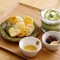 ひとくちのおせんべいに、新しい楽しみを。