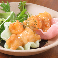 お酒に合う料理を豊富にご用意！飲み放題付きコースも◎