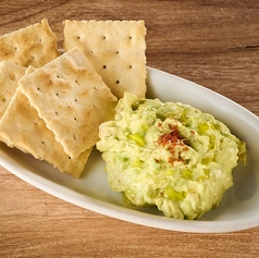 エビとアボカドのタルタル