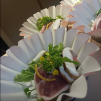 料理に合う種類豊富なお酒メニューもご用意しております