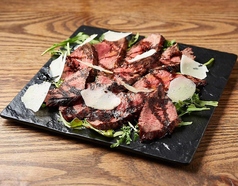 贅沢国産牛のタリアータ ~とろける肉の旨味~