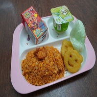 ご家族連れも安心♪選べるお子様メニューと楽しい特典！