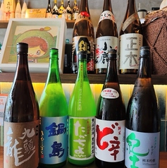 厳選した日本酒も豊富にご用意！是非お料理と一緒に◎