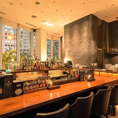 お一人様やデートでのご利用にもぴったりなカウンター席。