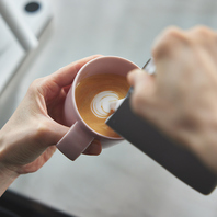厳選豆から丁寧に淹れるスペシャルティコーヒー