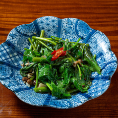 明日葉と島唐辛子のにんにく炒め