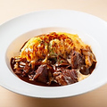 料理メニュー写真&nbsp;ビーフシチューのオムライス