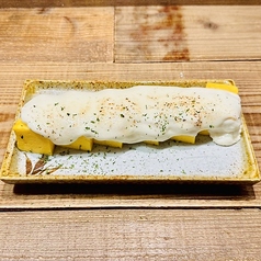 チーズまみれだし巻き