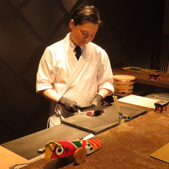 【カウンター　7席】少人数のご利用にもちょうど良いお洒落なカウンター席もございます！雰囲気抜群な店内で、大切な方とのお食事など多様な場面でおすすめです◎